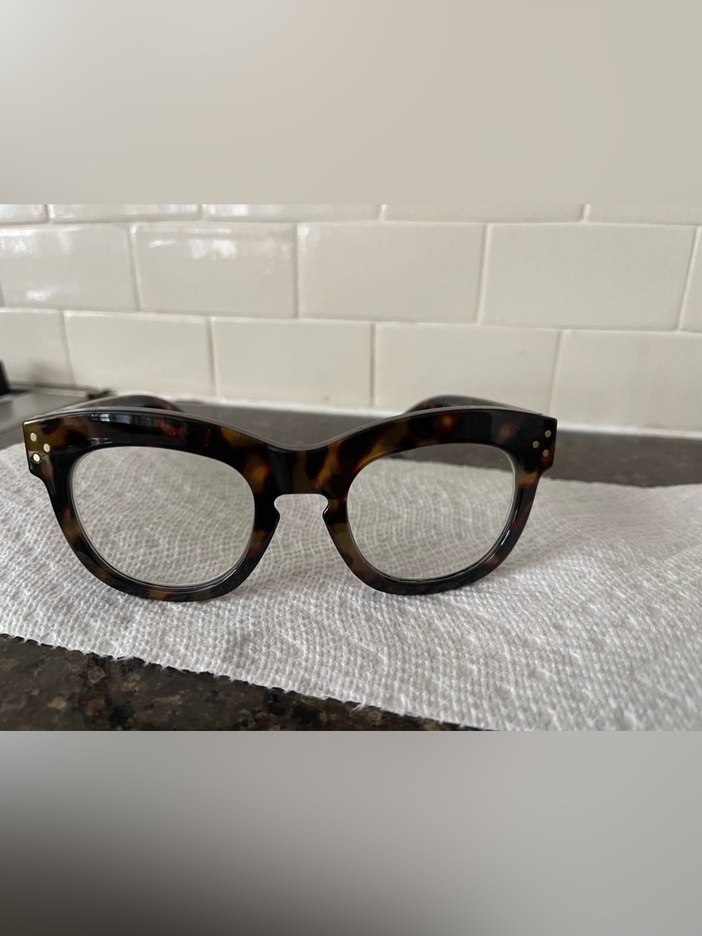 Peepers 1.0 Bravado Tortoiseshell Round-Top Women’s readers Glasses